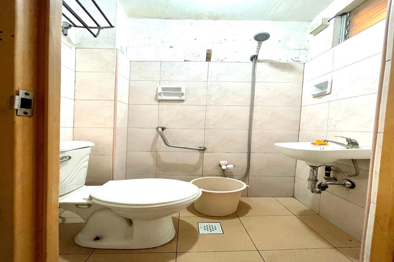 Oyo 910 Sabaidee Suites Mandaue City Exterior photo